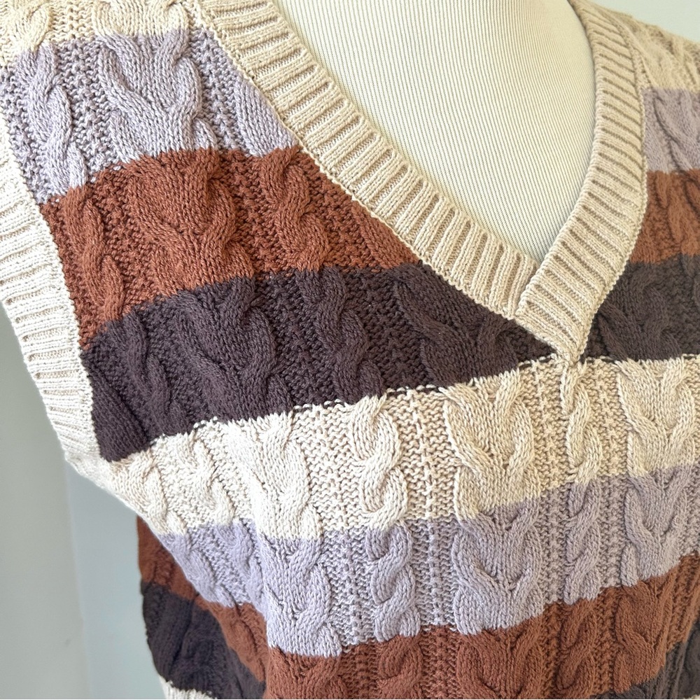 🌸Striped Cable Knit Sweater Vest. Brown/Creme/Lavender/Rust. 1 SM 1 M 1 LRG - Picture 5 of 6